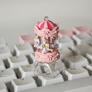 TEMU 귀여운 키캡 - 핸드메이드 체리 MX 스위치 교체용 키캡, 파스텔 핑크와 화이트 디자인의 플로럴 패턴, 내구성 있는 플라스틱 키캡, 기계식 키보드에 적합, 여성, , 아내, 딸, 엄마 또는 소녀를 위한 완벽한 선물, 귀여운 키체인 액세서리, 키보드 액세서리, 장난기 넘치는 디자인, 매끄러운 질감, 고품질 소재