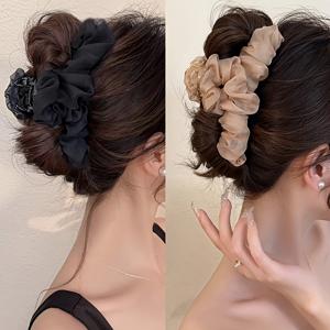 TEMU 여성을 위한 우아한 주름 메시 헤어 클로 2개 세트. 머리 뒤쪽에 적합하며, 블랙, 브라운, 핑크, 화이트 색상의 대형 상어 클립 사이즈로 제공됩니다. 일상복 및 파티, 결혼식과 같은 특별한 날에 완벽합니다.