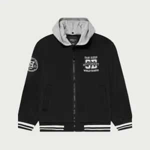 행텐틴즈 후드 디테처블 네오테리 바시티 점퍼_100(14510-010-20