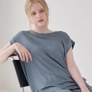 [마밤] X 메종라운지 냉감 여성 잠옷 민소매 파자마 슬리브리스 셋업 모뉴먼트