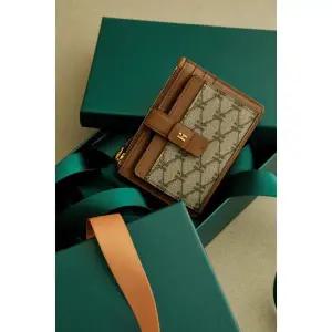 [롯데백화점]헤지스ACC [선물포장] HIHO5F886W2_ 여성 브라운 로고패턴 가죽 카드지갑