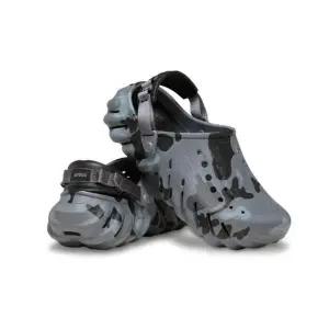 [크록스] Echo 덕 카모 클로그 211981-082 (41006618)