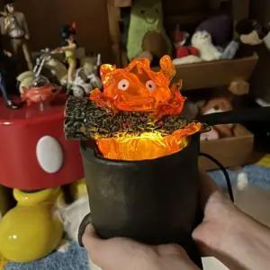 캠핑 무드등 불꽃 캘시퍼 피규어 조명 하울의 움직이는 성 굿즈