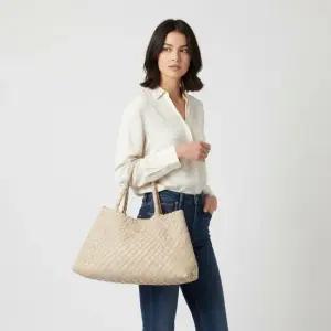 8892 PEARL 산타크로체 빅 펄 배송