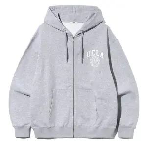 [롯데백화점]유씨엘에이 남녀공용 레트로 프레피 후드 집업 ( UBBGD90 )