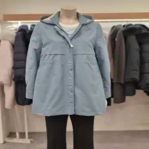 벨리시앙 세이브존07 후드탈부착 트렌치 코트 BY6130