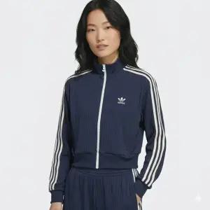 아디다스 여성 크롭 져지 트랙탑 네이비 KB8950 (애슬레저/봄신상/클래식)