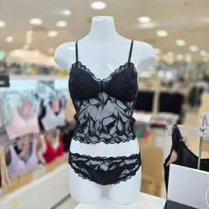 [비비안]스팽글 레이스 시스루 노와이어 브라탑 BR0840_BK_BP