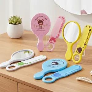 휴대용 손거울 미니 4종 빗세트 원형 핸드미러 뷰티 답례품 귀여운 동물 모양 탁상용 선물