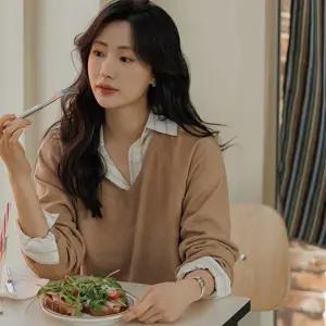 편한 여유핏 브이넥 코튼니트