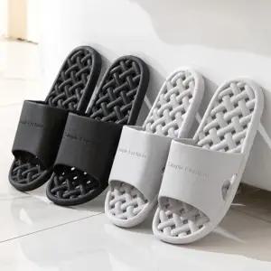 [옷자락]남자 여자 사계절 쾌적한 논슬립 배수 욕실 슬리퍼