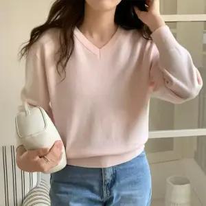 [옷자락]여자 데일리 데이트룩 오피스룩 브이넥 니트 상의