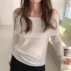 [옷자락]여자 여리핏 얇은 시스루 오프숄더 니트