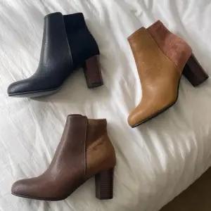 [옷자락]여자 인조가죽 스웨이드 콤비 블록힐 앵클부츠