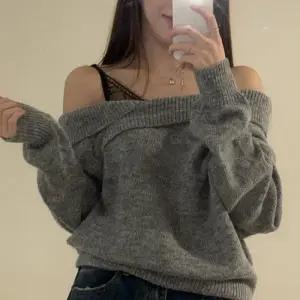 [옷자락]여자 여리핏 레이스 언발 오프숄더 가을 겨울 니트