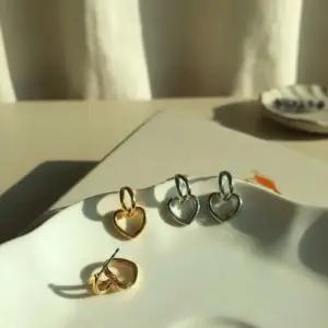 [옷자락]여성용 티타늄 미니 하트 드랍 귀걸이