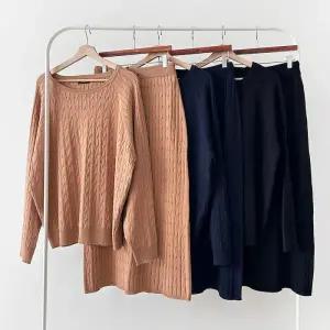 [옷자락]여성 나그랑 루즈핏 꽈배기 니트와 일자핏 니트 스커트 세트