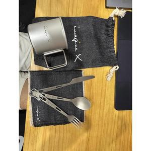 X 티타늄 캠핑 컵 및 식기 세트, 수납 가방이 있는 휴대용 세트를 상상해 보세요