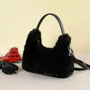 [셀러에이드]페이크퍼 여성 겨울 토트백 크로스백 숄더백 데일리백 패션가방