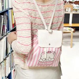 [셀러에이드]여성 캐릭터 미니백팩 데일리 니트 브랜드백 백팩 가을가방