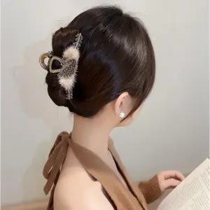 로맨틱 여성 헤어 악세사리 모양 큐빅퍼포인트 집게핀 hrN9+2tZq