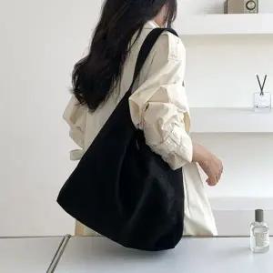 [셀러에이드]데일리 숄더백 여성 보부상 스웨이드 캐주얼 빅 캐주얼가방