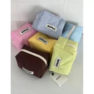 매장정품 REPEAT 솜사탕 스퀘어 파우치 (6colors)