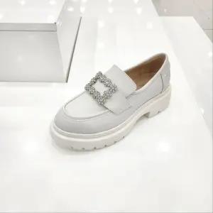 [탠디]by미셸 x25006 소가죽 소재 4cm굽 여성 앞 장식 로퍼 cc5_CC