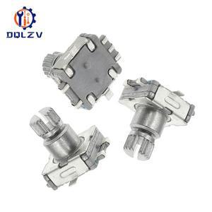 호환 푸시 버튼 로터리 인코더 코드 스위치  EC11  10MM  30 도 무한 회전  SMD 5 핀 플럼 샤프트