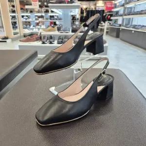 엘칸토 HC11 양가죽 여성 슬링백 세미정장 슬링백  M2H2U6J1319