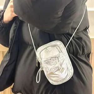 [패션] 여성 캐주얼 핸드백 광택 레더 가방 미니 크로스백 학생 여자