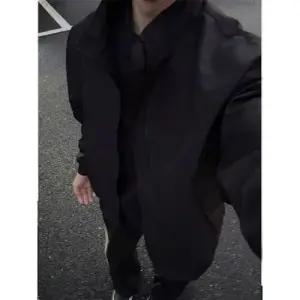 윈터솔져 남친 가을 데일리룩 스탠드 쇼트 하드보일드 바람막이 삼방 코트 항공 점퍼 칼라 KUK3