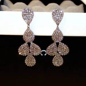 [골드스마일]큐빅 물방울 모양 긴 드롭귀걸이