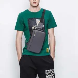 여름 휴가 여행 메신저백 크로스 남성 유니크 가방 크로스가방스타일 학생크로스백코디