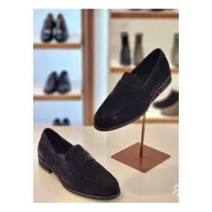 어성봄옷 [소다] (AMM259SA40) 신상 남성 쎄미 드레스 스웨이드 페니로퍼