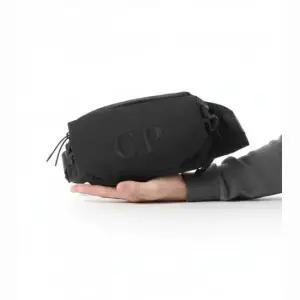 MUST IT_ Plain Paper Touch Waistbag 18CMAC298A 110188G 999) 플레인 페이퍼 웨이스트백)