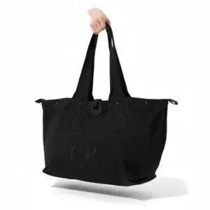 MUST IT_ Twill Left Hand Logo Bag 18CMAC054A 110305G 999) 트윌 레프트 핸드 로고 백)