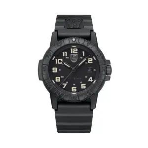 루미녹스 XS.0330 레더백 씨 터틀 자이언트 남성 러버 쿼츠 44mm