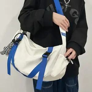 남녀공용 메신저백 대학생 크로스백 옆으로 매는 가방 커플 캐주얼 백