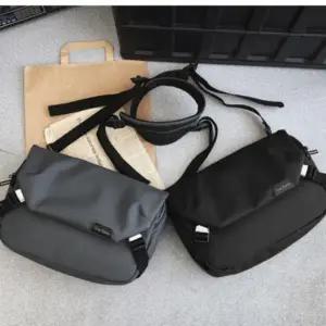 남녀공용 시크 메신저백 캐주얼 가방