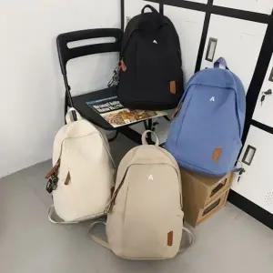 ELG-273 블랙 우주인 키링 A자수 심플 백팩