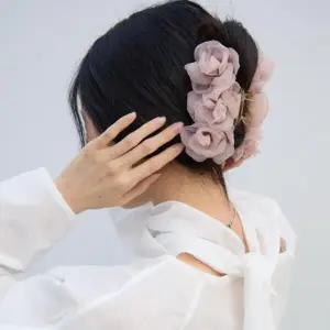 [아트박스]/다잇템 여자 장미 피크닉룩 꽃무늬 헤어집게