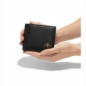 MUST IT_ 25FW 애니멀리에 가죽 지갑 523664 DJ20T 1000)