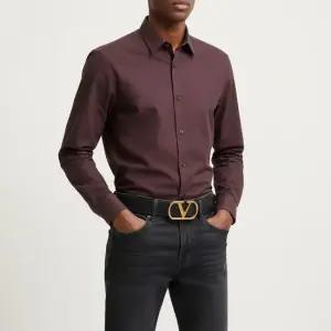 25FW 남성 브이로고 시그니처 벨트 7Y0T0SQ7 IYR 0NO 25F)