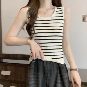 여성 스트라이프 줄무늬 슬림핏 여름 민소매 단가라 나시