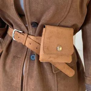 [옷자락]여자 포인트 스웨이드 미니백 레이어드 포켓 벨트