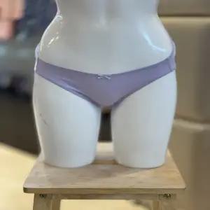 [대구백화점] [비너스]리본 면100% 미니 여성삼각팬티(VPT6223VI)