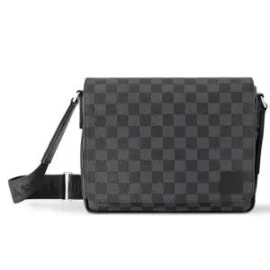 [명품] 루이비통 디스트릭트 PM 다미에 그라파이트 N42710