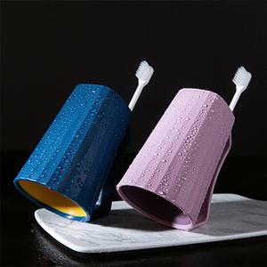 위생적인 거꾸로 스탠드 양치컵 [체험]