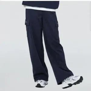 [소이] HC04 봄가을 와이드카고 스트링바지 주니어 여자 와이드핏 네이비 카고바지 (S21286503)